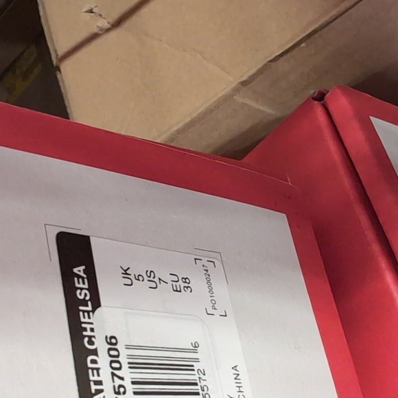 Hunter with original insulated Chelsea boots - Picture 12 of 16